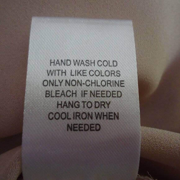 DR2 Top M Smocking Metallic - Picture 10 of 10